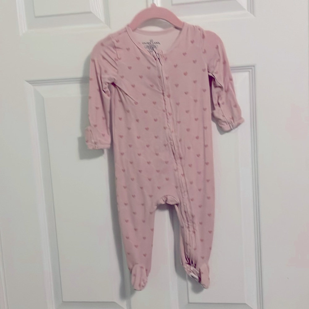 Caden Lane Bamboo Sweetheart Zipper Footie Size 3-6 Months